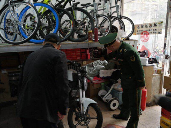 北京朝阳消防支队联合多部门开展电动自行车销售网点集中检查